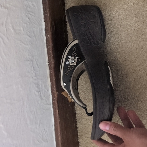 Gold Pigeon Shoes SIGNATURE Comfort Ergonomic Walking Flip Flops Y2K Butterfly - Picture 8 of 10